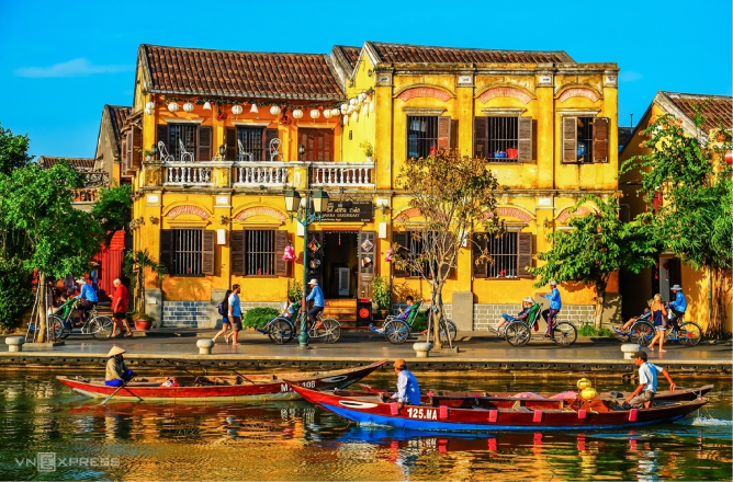 Khách sạn